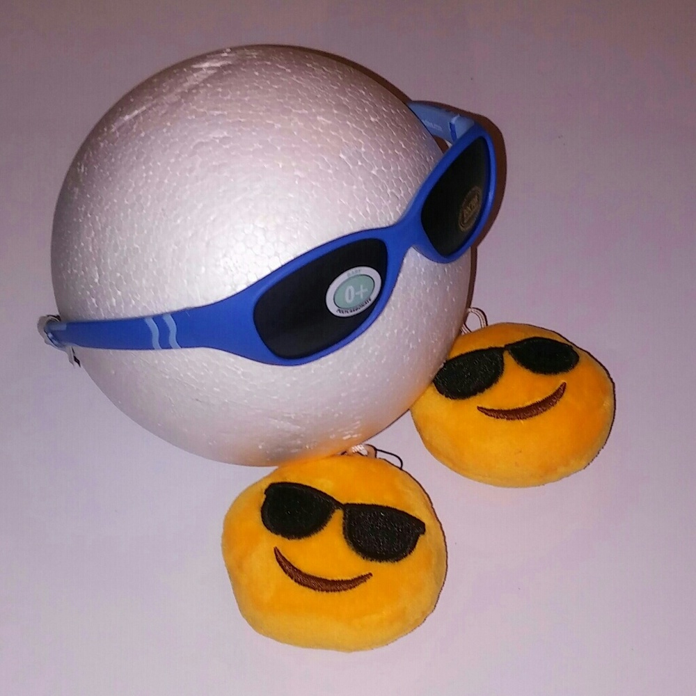 Nw Real Kids Shades
